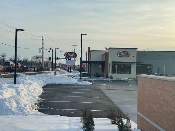 Raising Cane's Chicken Fingers: 3065 White Bear Ave N, Maplewood, MN 55109